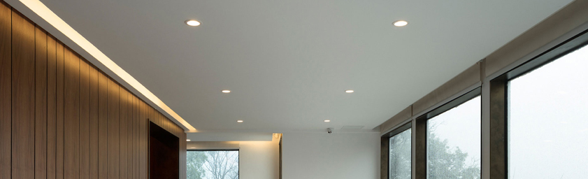 LED-alasvalo